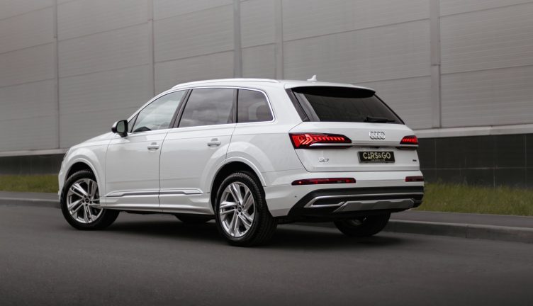 Audi Q7 4WD